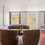 - Steps From Tivoli & Nyhavn Appartement