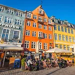 Апартаменты - Steps From Tivoli & Nyhavn