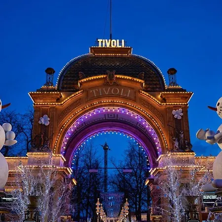 - Steps From Tivoli & Nyhavn * Kopenhagen
