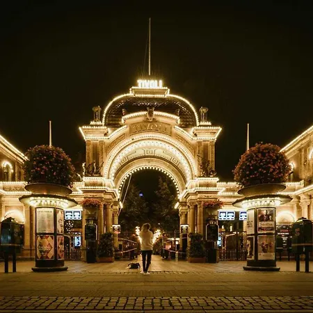 - Steps From Tivoli & Nyhavn Apartment Copenhagen