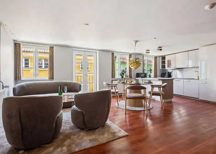 - Steps From Tivoli & Nyhavn